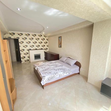 Ultra Central Double Room Appartment In Kišiněv Exteriér fotografie